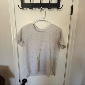 Womens lululemon t shirt
